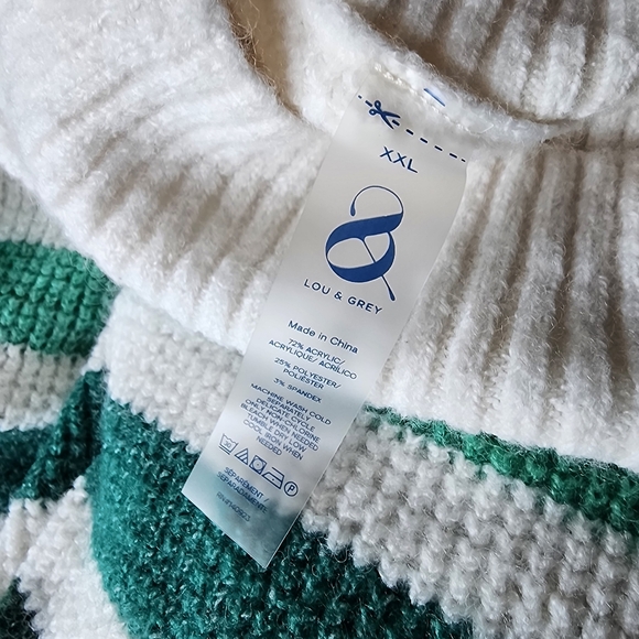 EUC Lou & Grey Turtleneck Sweater - Picture 5 of 8